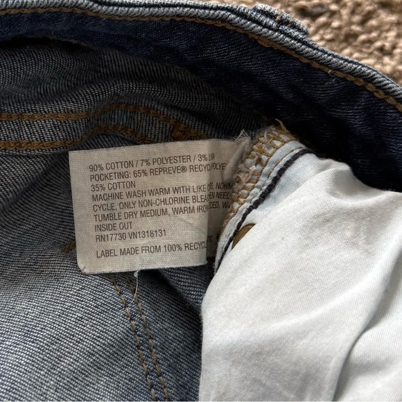 Universal Thread Jeans - Picture 4 of 9